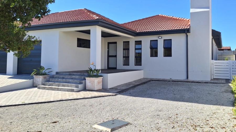 3 Bedroom Property for Sale in Port Owen Western Cape